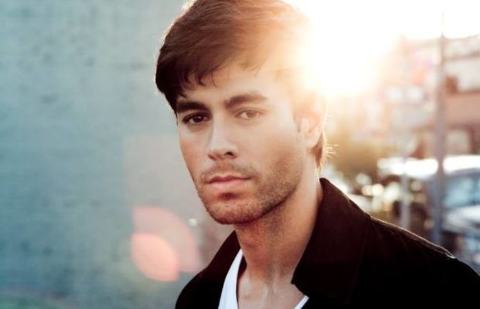 enrique-iglesias-bailando-ingles-620x400 - enrique iglesias