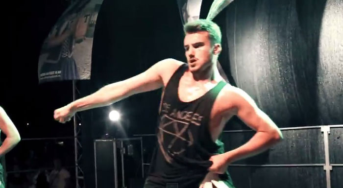 bandicam 2015-06-01 22-13-51-653 - A - You