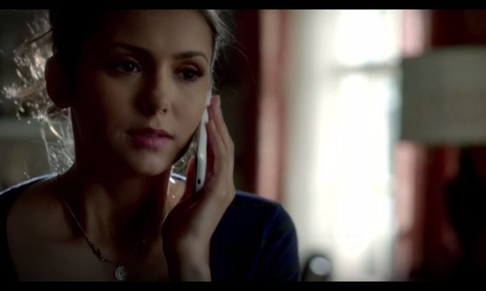 Fii atent..ca daca nu urci sus iti arunc hainele pe geam