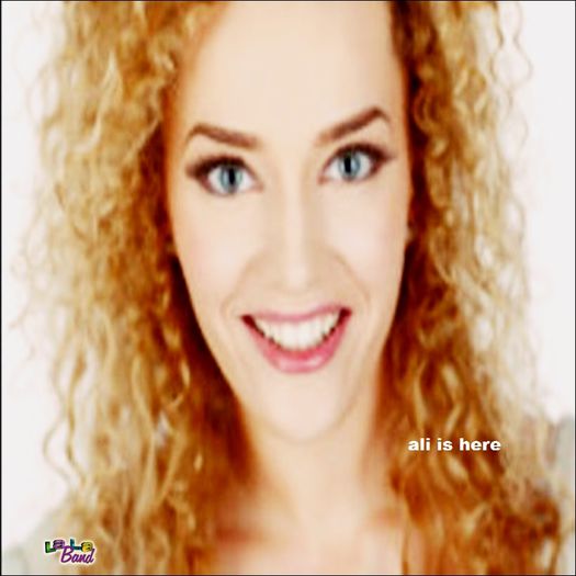 monica - 0 album ascuns