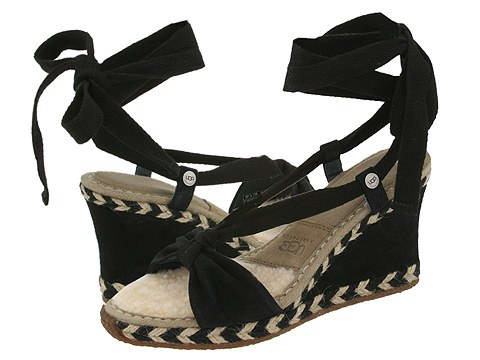 Pantofi UGG - 4 lei