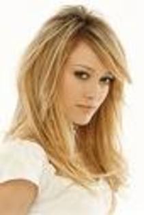 27. - Club Hilary Duff