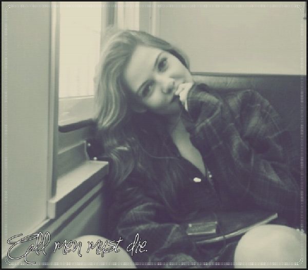 ×ʍɐɹɹıσɹ ☠ ¦ ¤întinde mâna¤ logic că mă mărit cu tine.