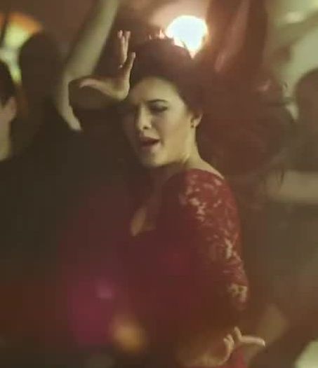 *danseaza, n-are nicio treaba*