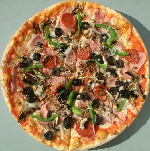 Pizza%20FunghiSalami - Pizza