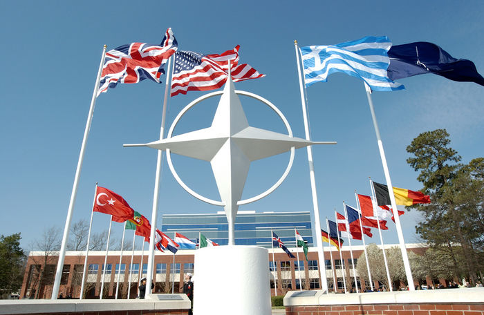 DRAPELE MEMBRI NATO - 0 CONTACT