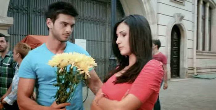 bandicam 2015-06-14 11-39-58-877 - Holograf - Cat de departe