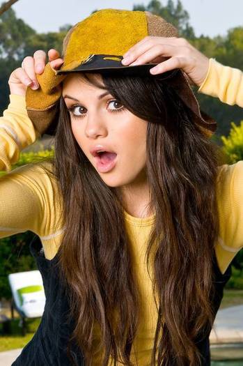 Selena-Gomez-selena-gomez-8926738-518-779 - Selena Gomez