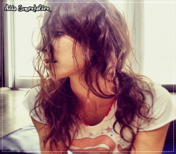 *se cearta cu aia pe acolo ca deh e taranca si are gura mare mai ales ca i-a largit-o Toby*