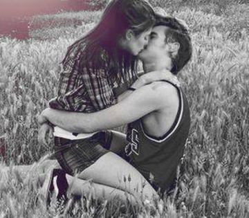 1454886_127787927391935_875250218_n