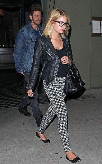 ashley-benson-craigs-restaurant-pic159896