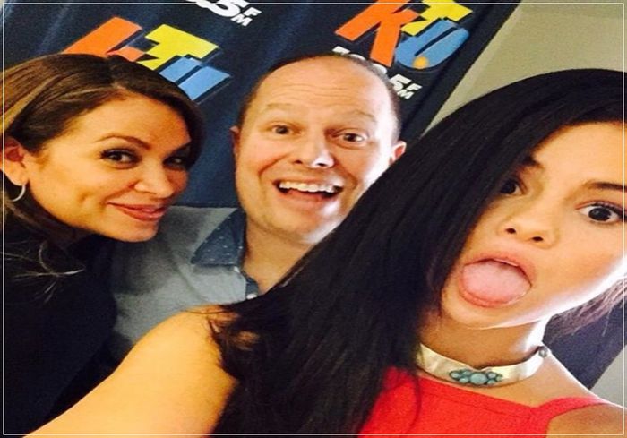  - x 22-06-2015 II Sele on Elvis Duran and The Morning Show in New York