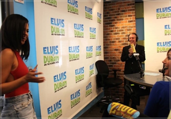  - x 22-06-2015 II Sele on Elvis Duran and The Morning Show in New York