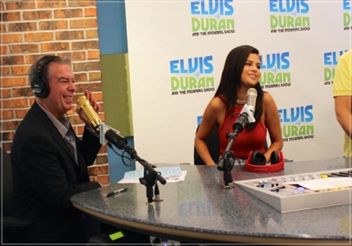  - x 22-06-2015 II Sele on Elvis Duran and The Morning Show in New York