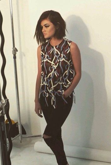 Lucy-Hale--Refinery29-Photoshoot-2015-(Behind-the-Scenes)--06-662x983
