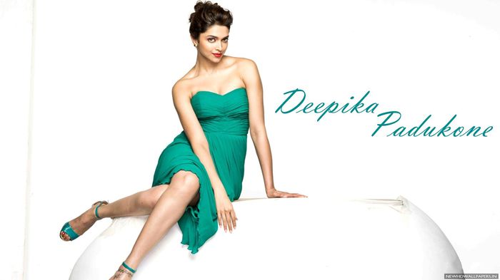 Deepika-Padukone-2015-Green-Dress-Images
