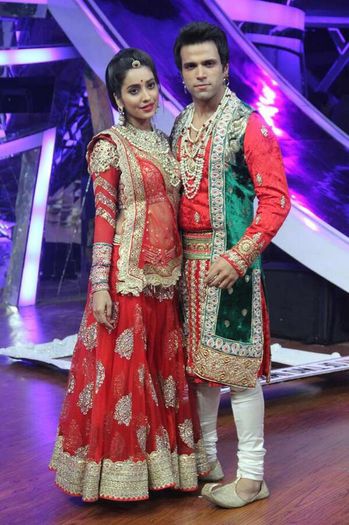  - 32- Rithvik Dhanjani and Asha Negi