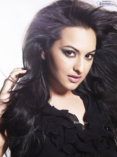  - 172- Adevaruri despre actrita Sonakshi Sinha