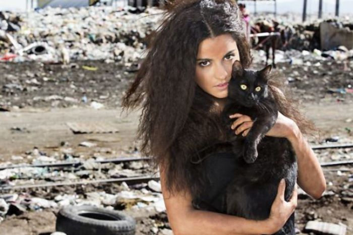 la-primera-en-esta-lista_642x428 - x-La hermosa reina Maite Perroni