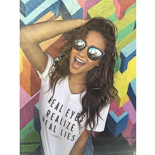 Aritzia-always-makes-great-graphic-t-shirts