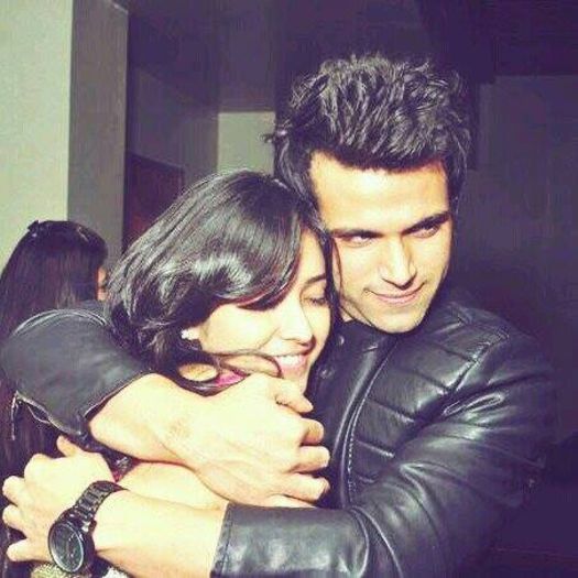  - 32- Rithvik Dhanjani and Asha Negi