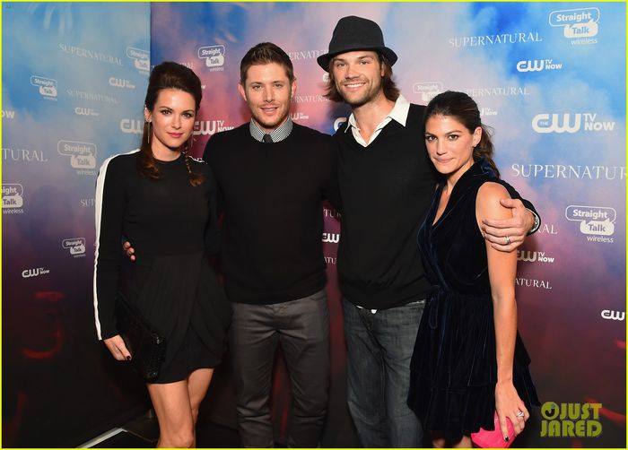 jensen-ackles-jared-padalecki-help-celebrate-supernaturals-200th-episode-04