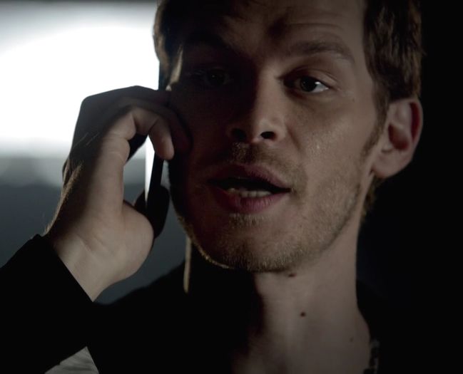 Iti meriti soarta ! Ai facut deja mult rau unei fete nevinovate doar pentru ca esti tu uracioasa