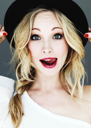  - x-The pretty Candice Accola