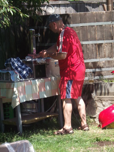 COLTUL CU .....BEROASE - ANIVERSARE NIK PUIUTZ