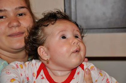 10984501_10200703542586644_6193817853735756323_n; Am si o nepotica.
