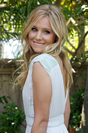 kristen-bell-celebrity-actress-lady-photoshoot