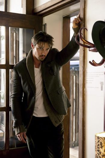 tumblr_n8kh391hi51shpev9o8_500 - x-The hottiee Jay Ryan