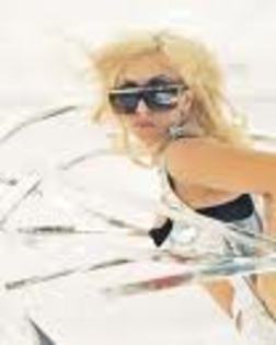 imagesCAU3MG0G - versuri bad romance Lady Gaga