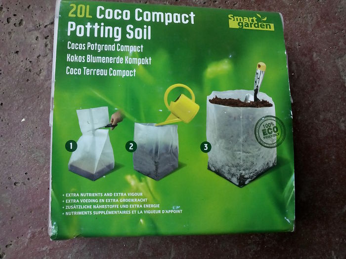 083 - coco compact potting soil