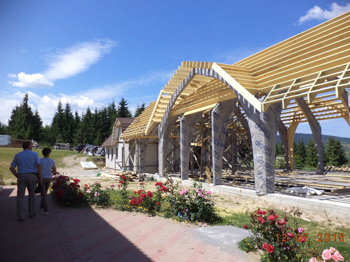 Va fii un bazin  frumos - POZE FRUMOASE CU DE TOATE