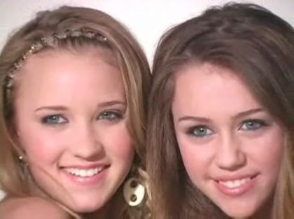 BFF - Miley Cyrus si Emily Osment