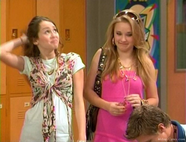 BFF - Miley Cyrus si Emily Osment