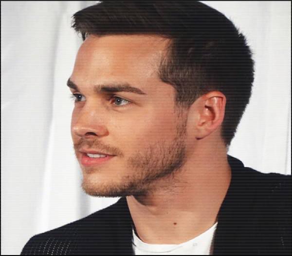 No, ai dat prea multe limbi la lin;;;;dicurile c;;:urvelor maaaaaa :))))))#chris