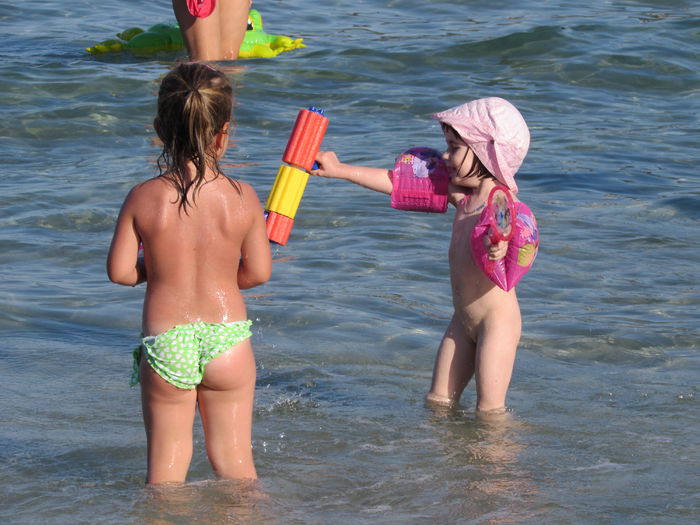 Mala, o frumoasa fetita din Serbia