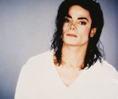 132 DAY - #MichaelJackson - @19.O9