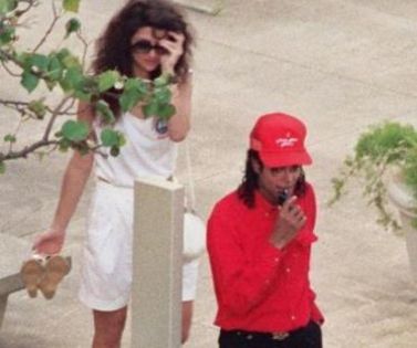 176 DAY - #MichaelJackson - @O2.11 - 500 days with my mega king