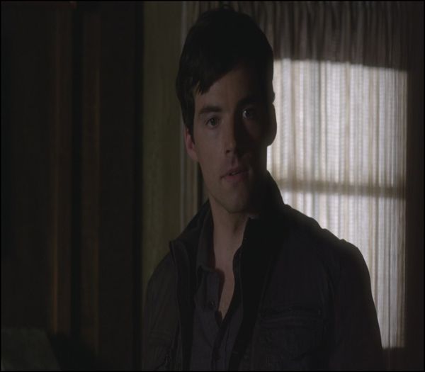 - Cu ce sa pescuim, placintica? N-avem unelte necesare. - xi - Episode 02