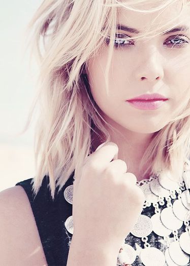 1cddbf18b2283f62b1cdf04fa190cedf - x-The angelic Ashley Benson