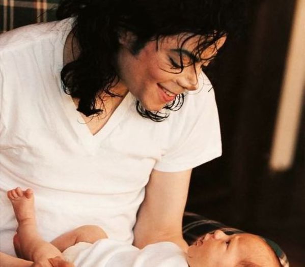 186 DAY - #MichaelJackson - @12.11