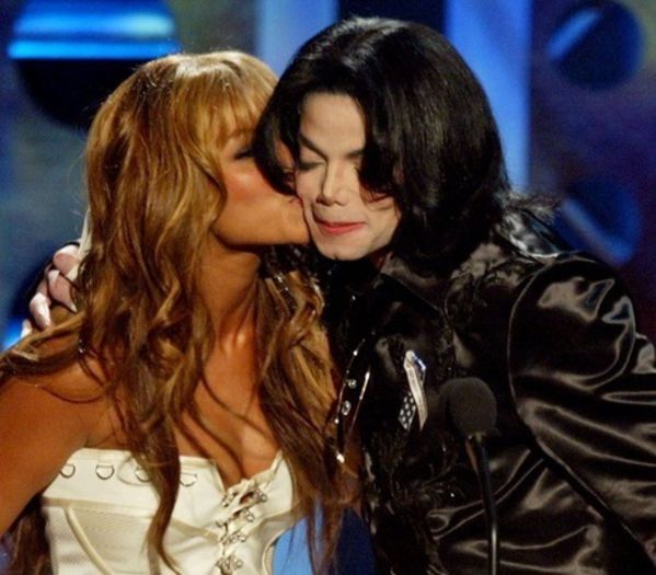 2O9 DAY - #MichaelJackson - @O5.12