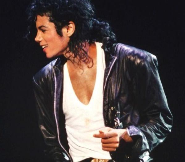 217 DAY - #MichaelJackson - @13.12