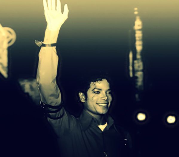 218 DAY - #MichaelJackson - @14.12