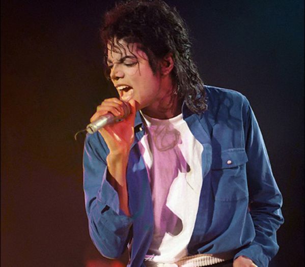 22O DAY - #MichaelJackson - @16.12