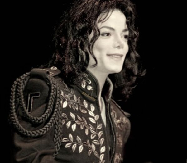 239 DAY - #MichaelJackson - @O4.O1