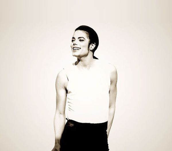 27O DAY - #MichaelJackson - @O4.O2